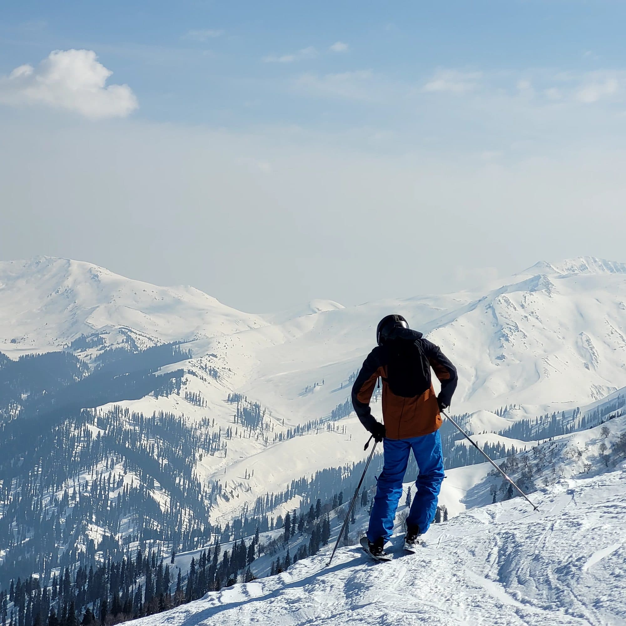 Skiing in Gulmarg